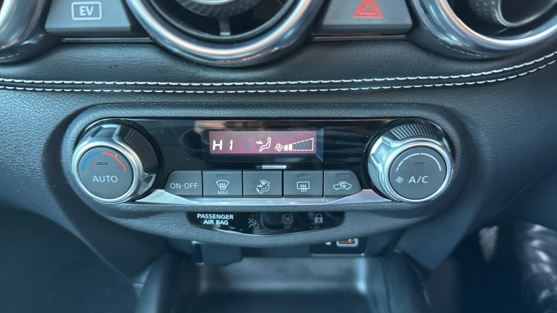 Nissan Juke 1.6 Hybrid N-Connecta 5dr Auto Hybrid Hatchback